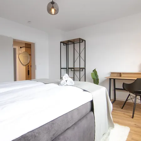 Stilvolle 3-zimmer I Home2share Apartment *